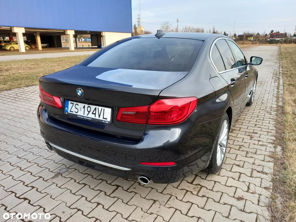 BMW Seria 5 530i xDrive Luxury Line - 4