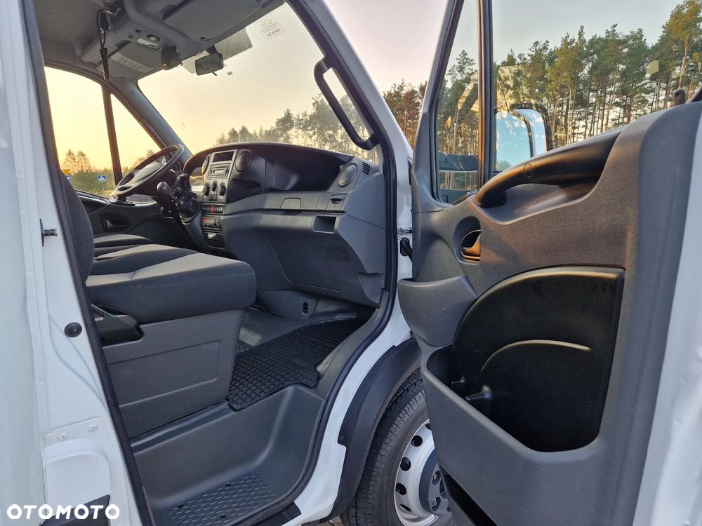 Iveco DAILY BLIŻNIAK - 22