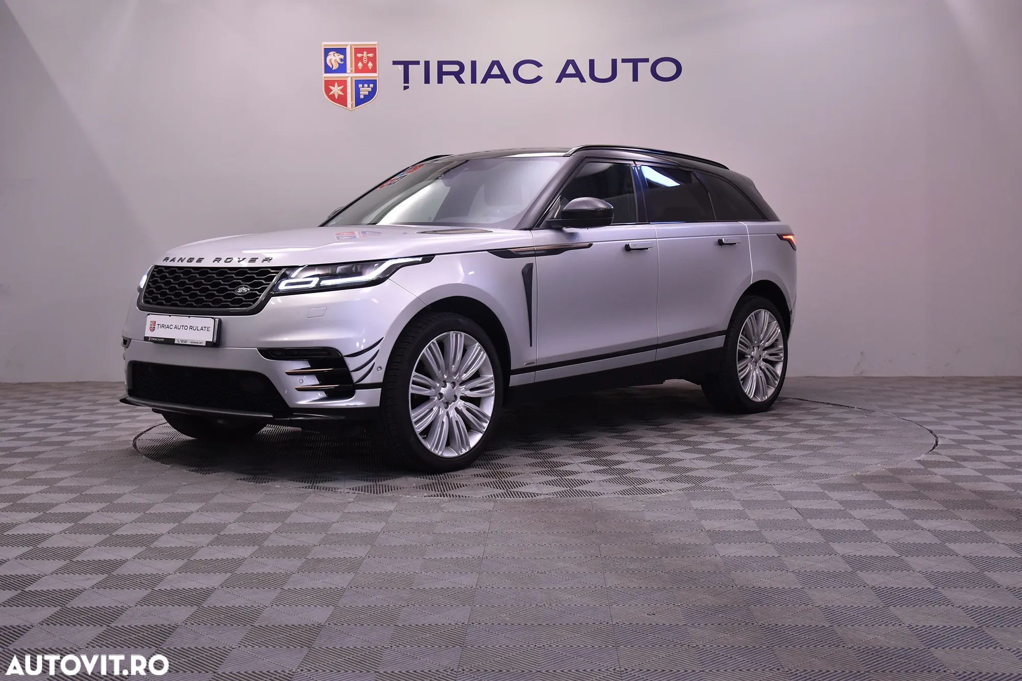 Land Rover Range Rover Velar 2.0 R-Dynamic - 1