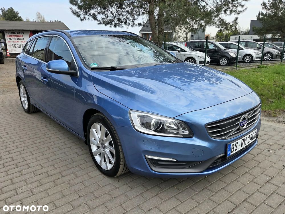Volvo V60 D4 Geartronic Summum - 1