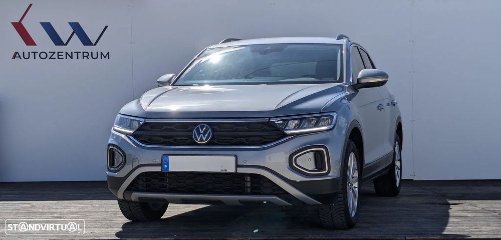 VW T-Roc 1.5 TSI Urban DSG - 1