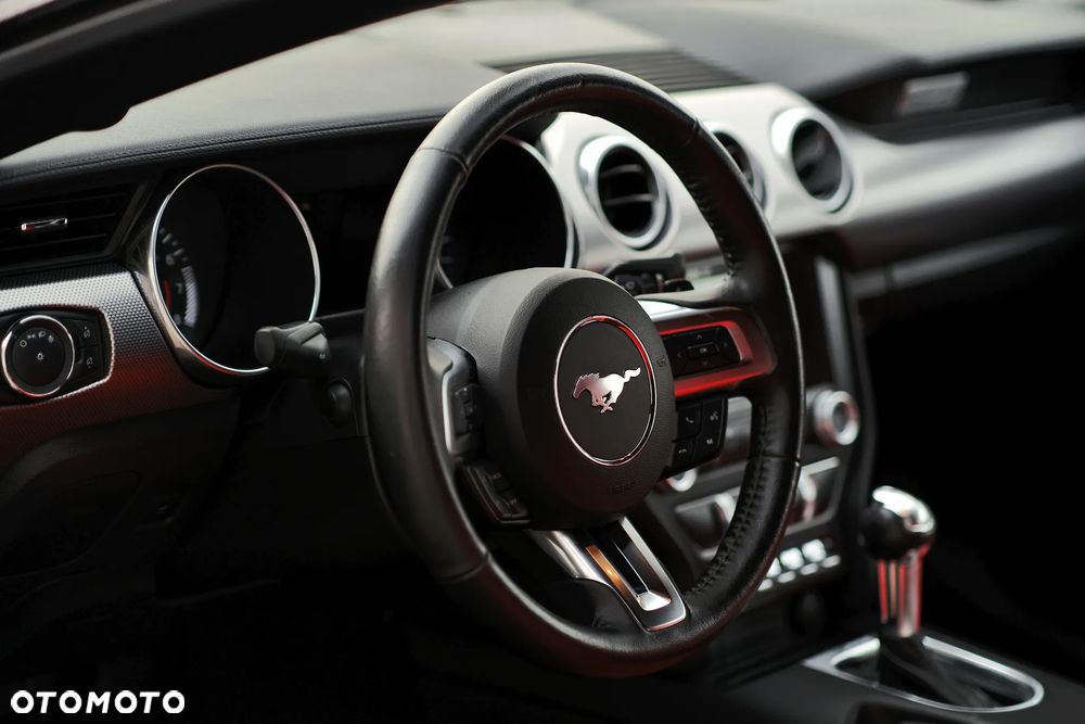 Ford Mustang 2.3 Eco Boost - 18