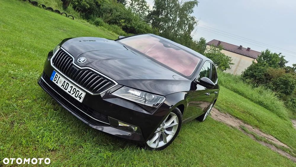 Skoda Superb 2.0 TDI Sportline DSG - 2