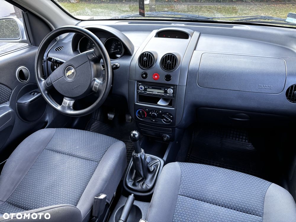 Chevrolet Kalos - 2