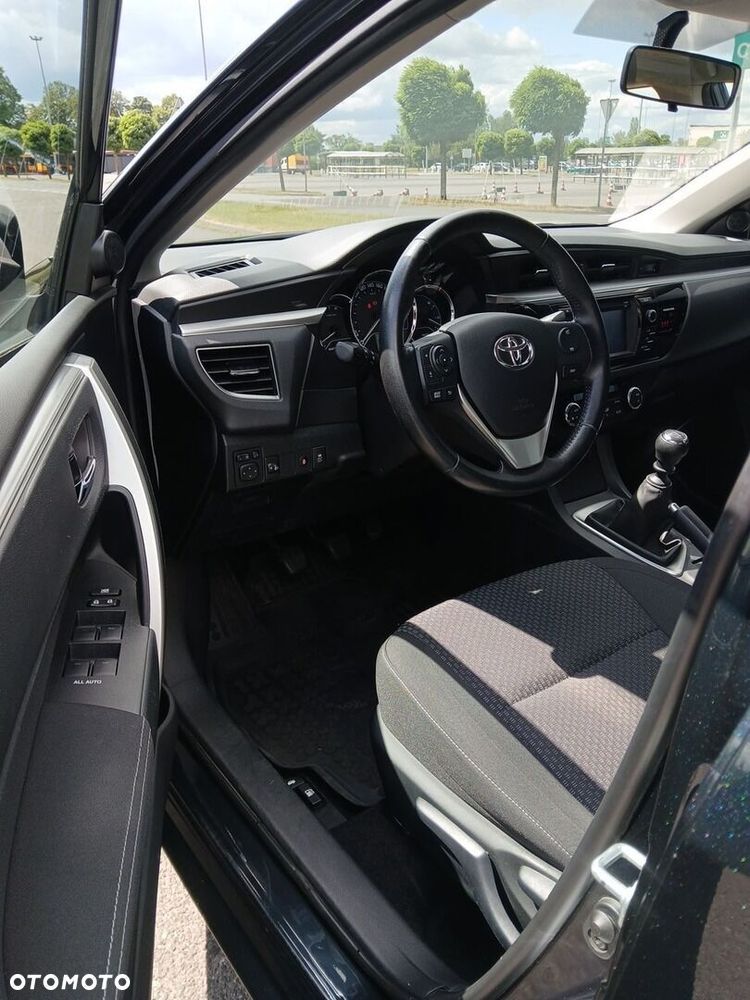 Toyota Corolla 1.6 Premium EU6 - 18