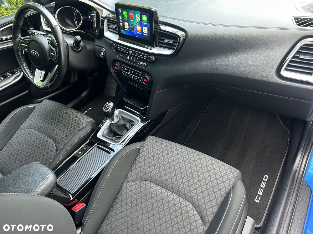 Kia Ceed 1.4 T-GDI OPF Platinum Edition - 24