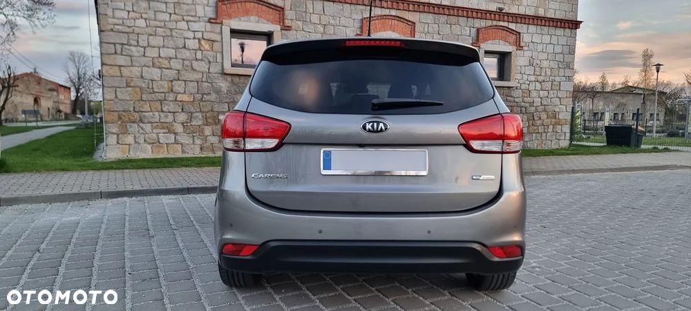 Kia Carens 1.6 GDI Dream Team Edition - 14