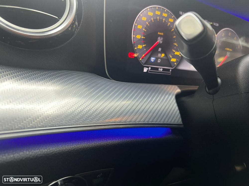 Mercedes-Benz E 300 de Avantgarde - 49