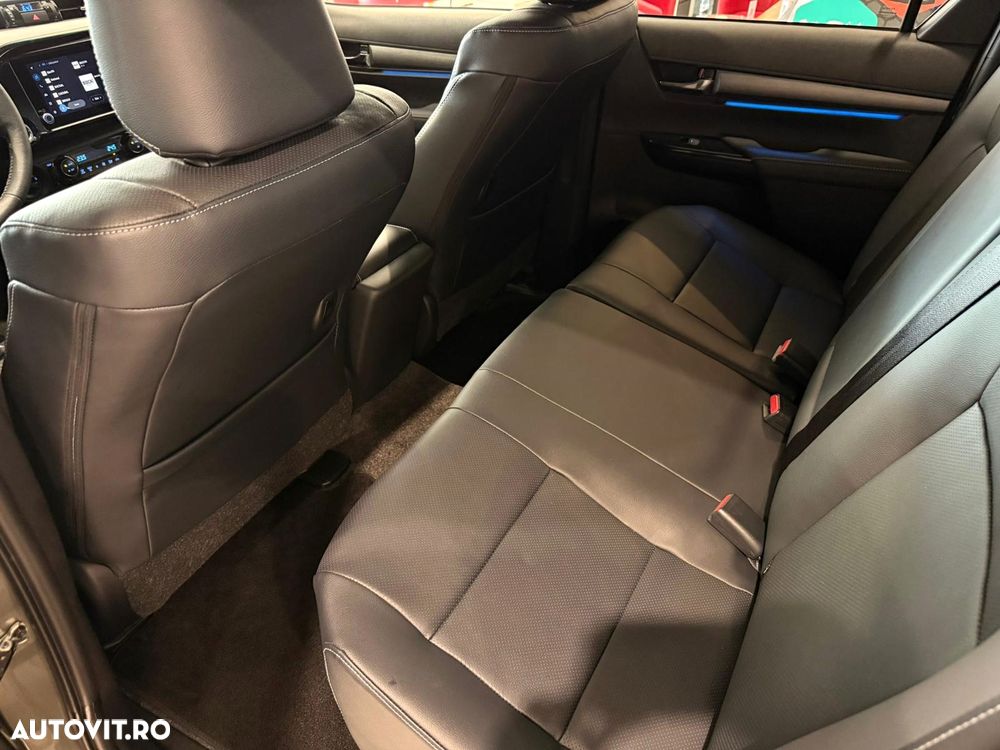 Toyota Hilux 2.8D 204CP 4x4 Double Cab AT Invincible - 10