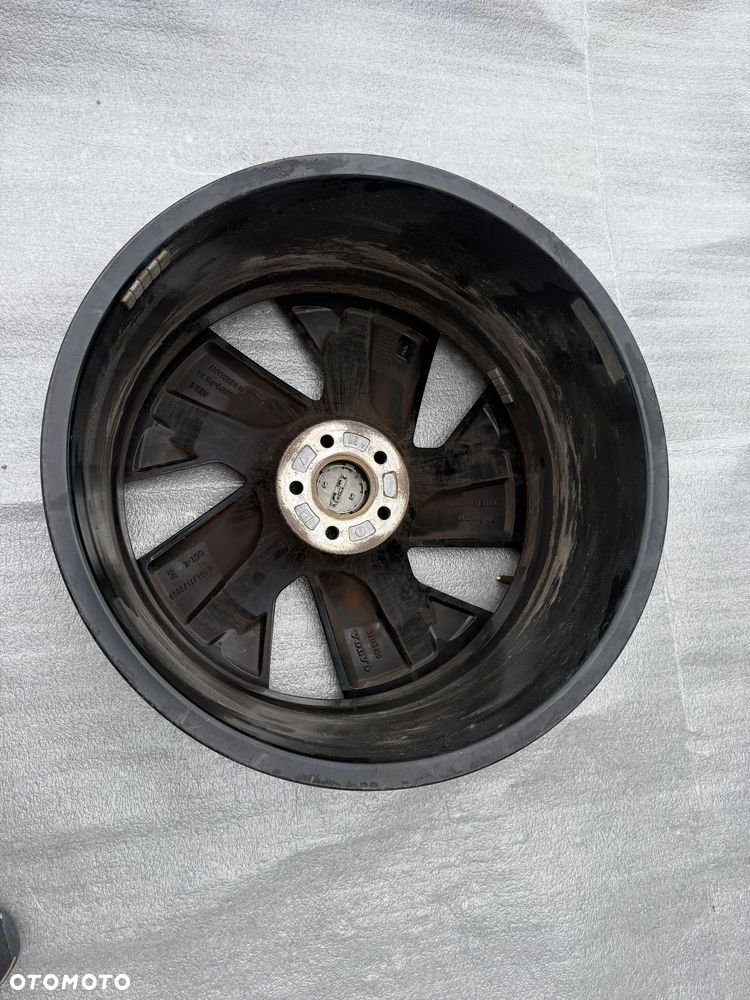 FELGA VOLVO XC 40 II  20" 5X108 ET 58,5  32143630 - 4