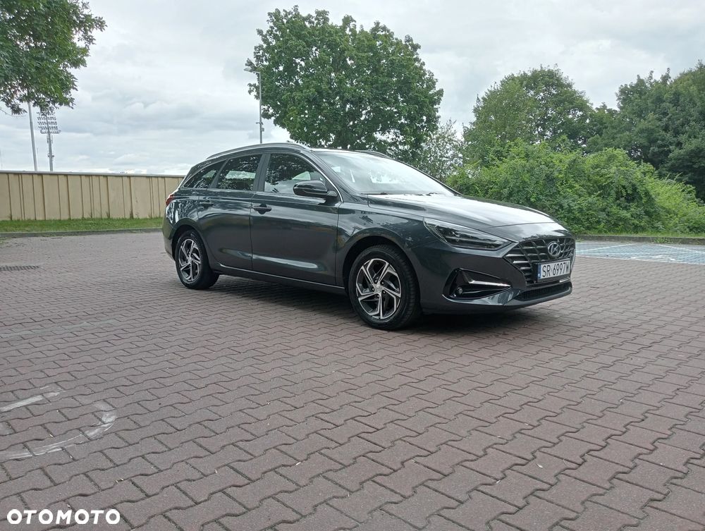Hyundai i30 1.5 DPI Smart - 13