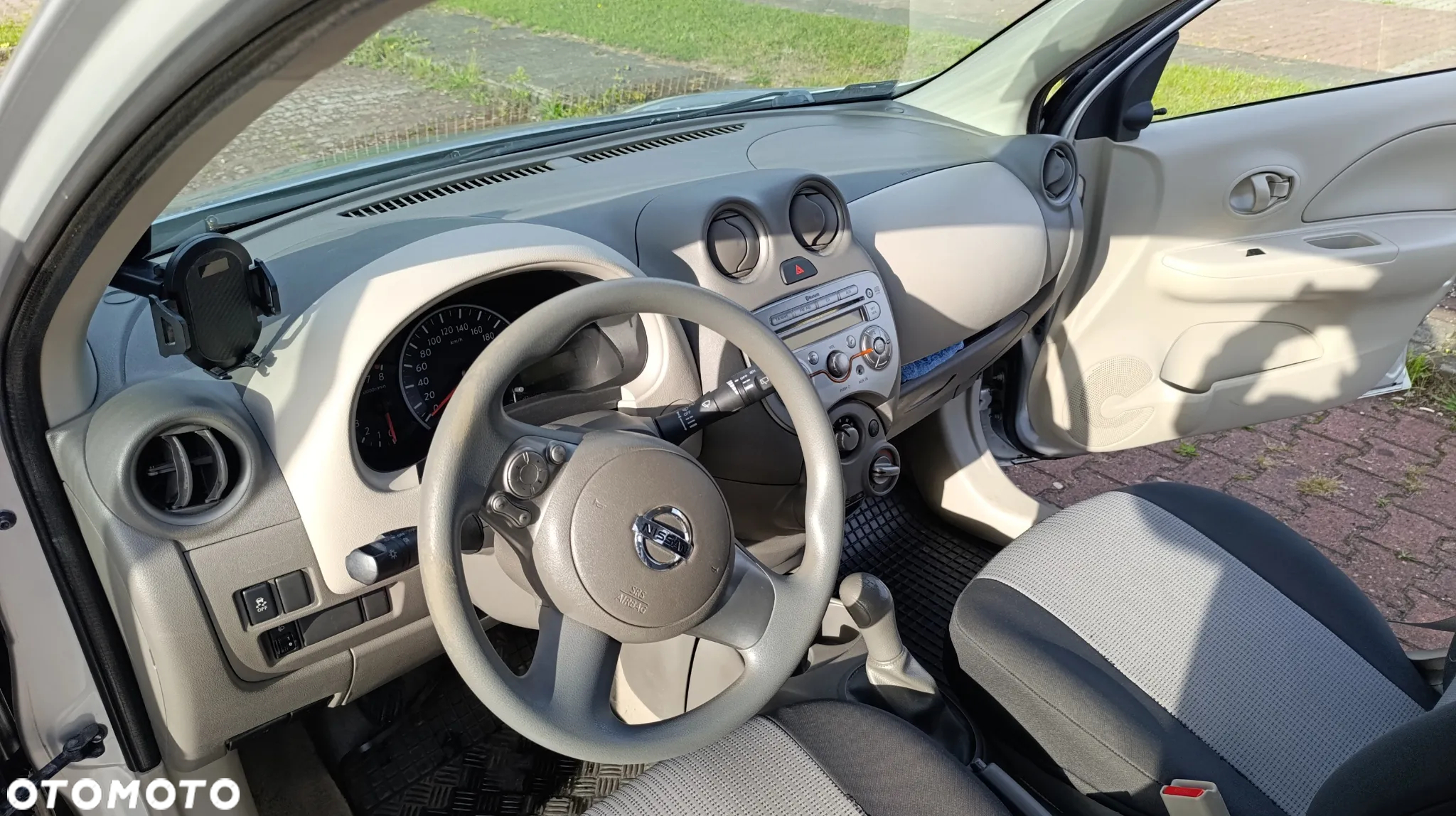 Nissan Micra 1.2 Visia - 28