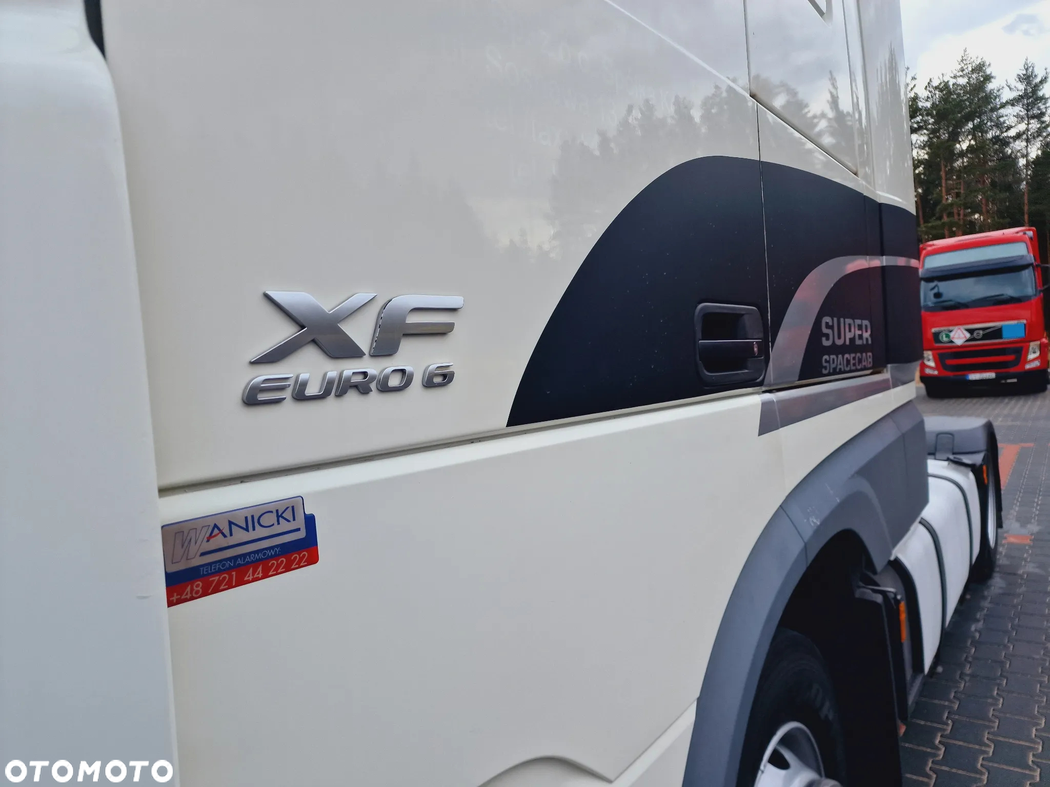 DAF XF 106 460 * EURO 6 * Super Space Cab * automat * LOW DECK * MEGA - 8