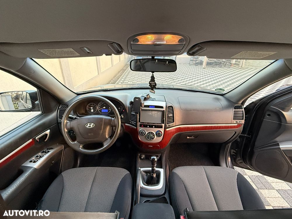 Hyundai Santa Fe 2.2 DSL VGT 5 SEATS 4WD - 9