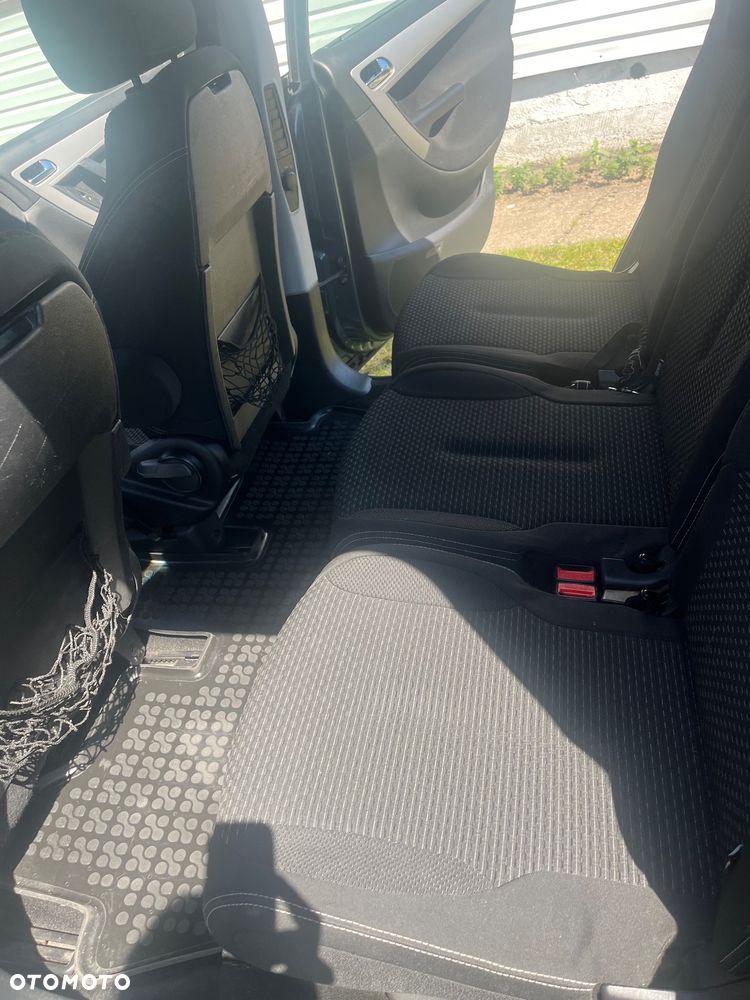 Citroën C4 Picasso 1.6 HDi Impress MCP - 19
