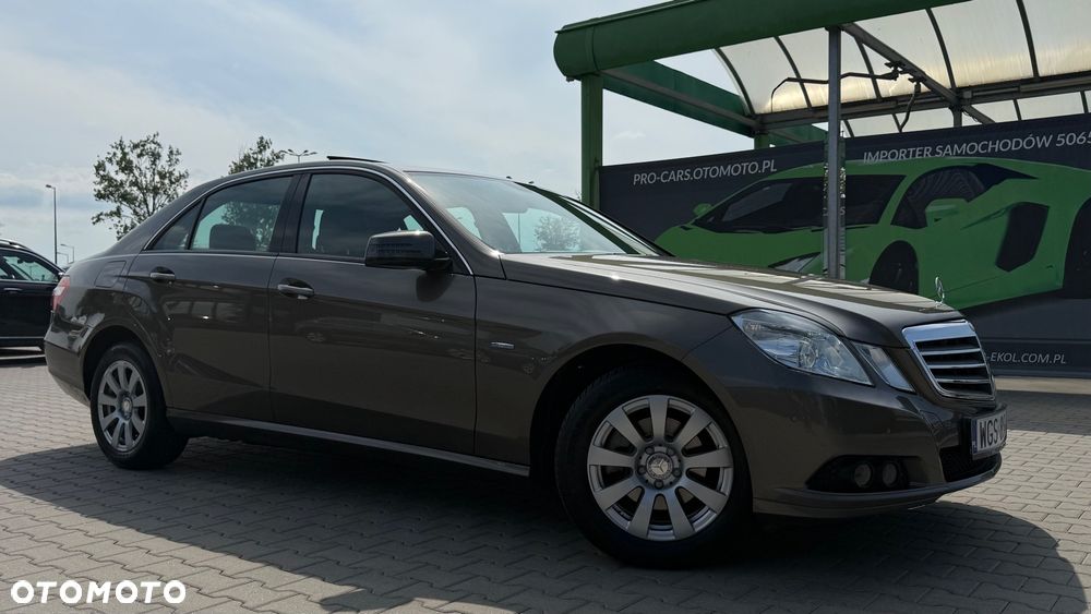 Mercedes-Benz Klasa E 200 7G-TRONIC - 2
