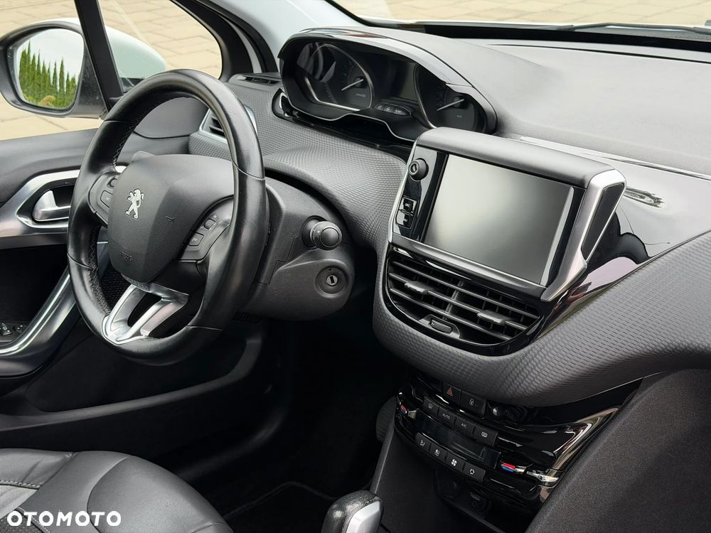 Peugeot 2008 PureTech 110 Stop&Start Allure - 26