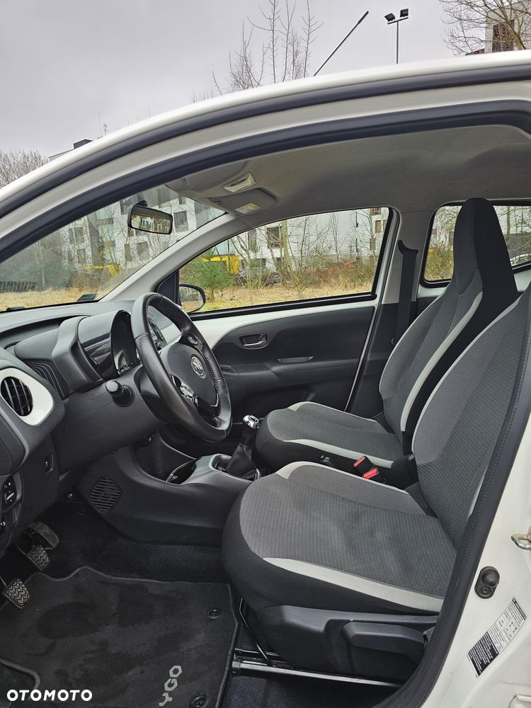 Toyota Aygo - 13