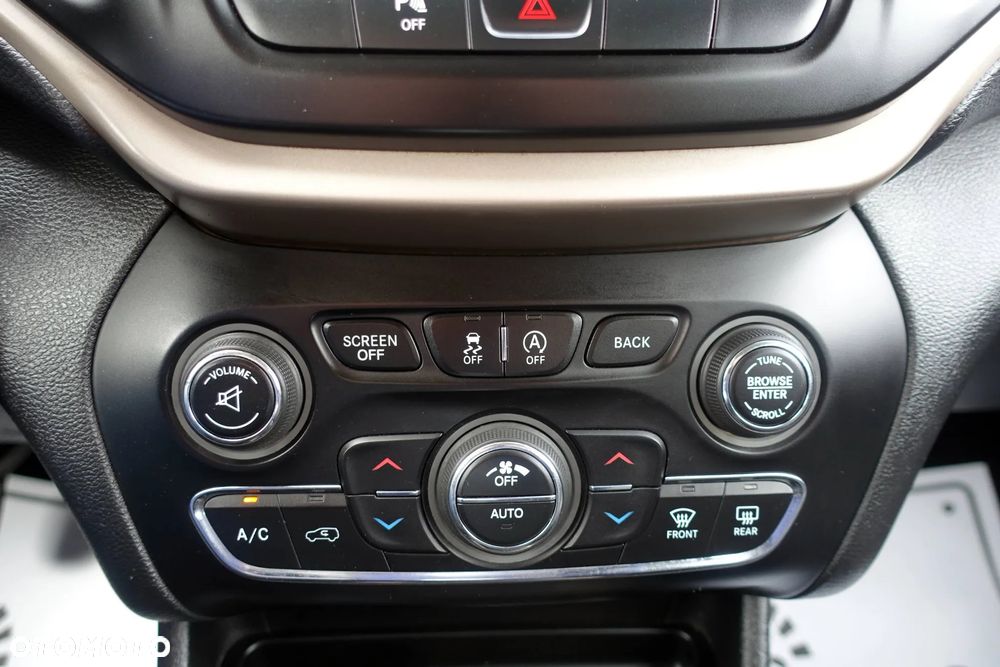 Jeep Cherokee 2.0 Multijet Longitude - 19