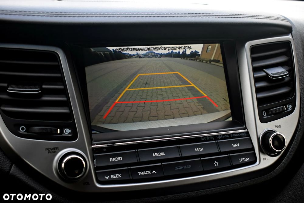 Hyundai Tucson - 8
