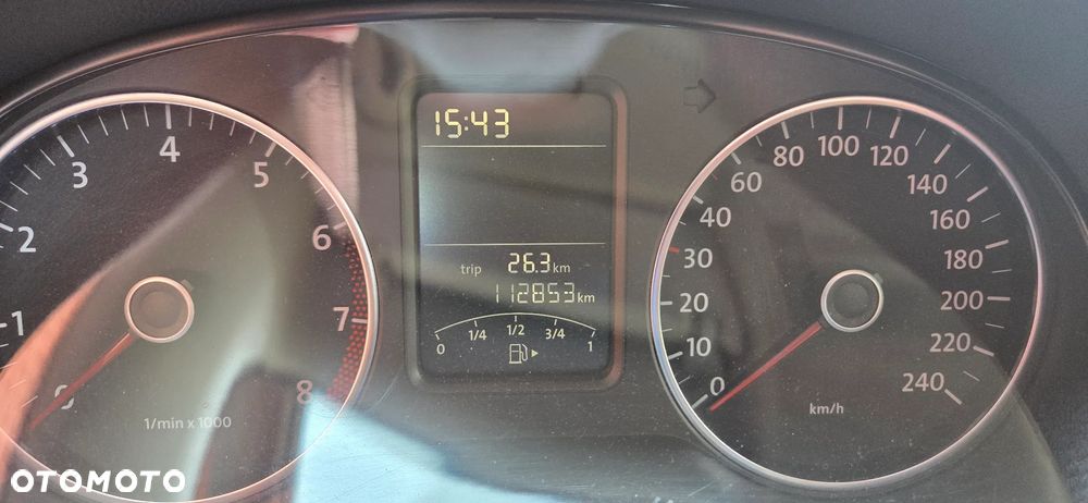 Volkswagen Polo 1.4 16V Comfortline - 10