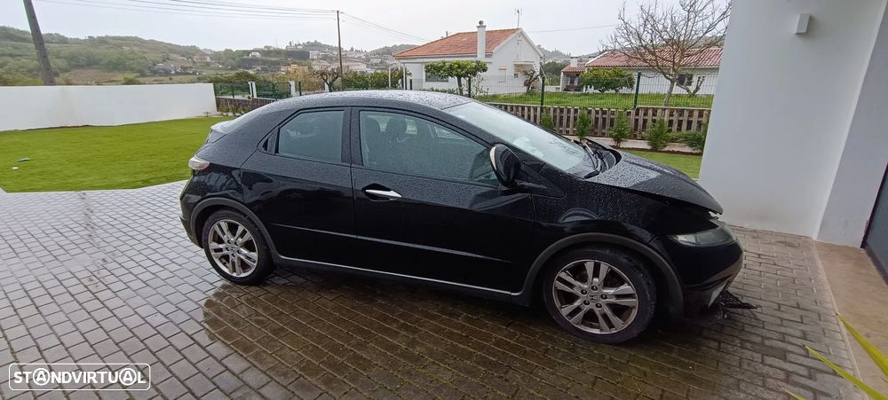 Honda Civic 1.8 ES - 1