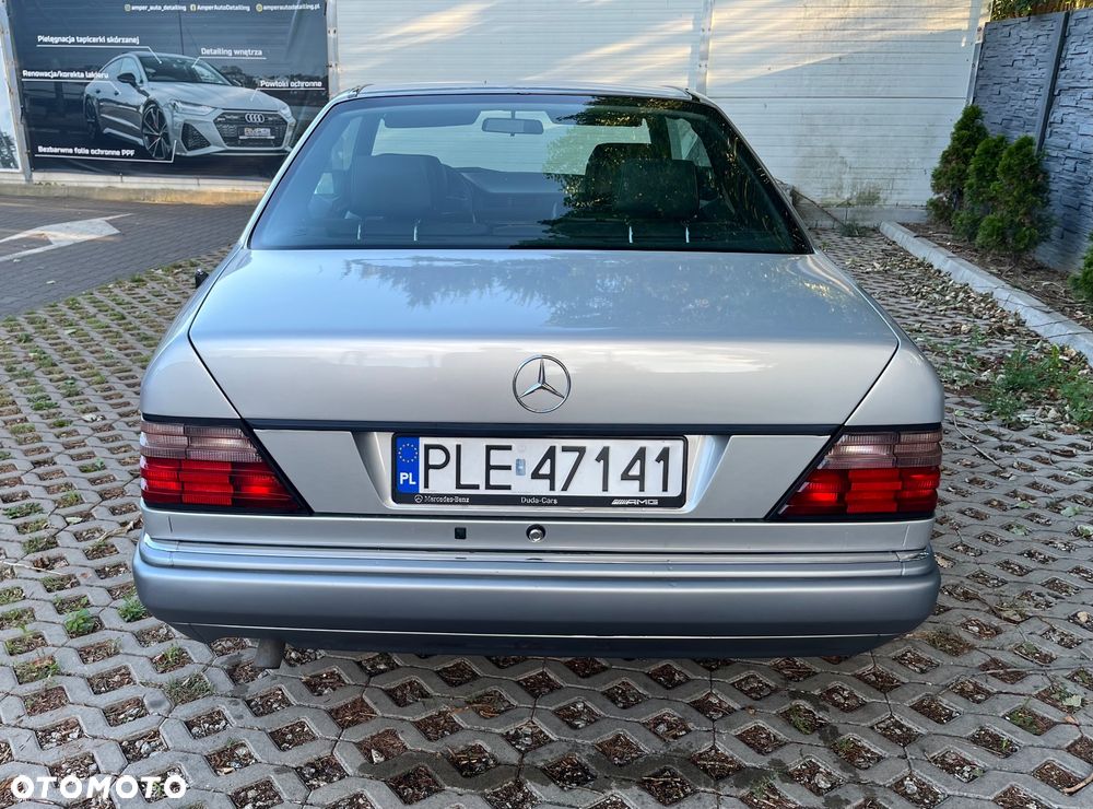 Mercedes-Benz Klasa E - 4