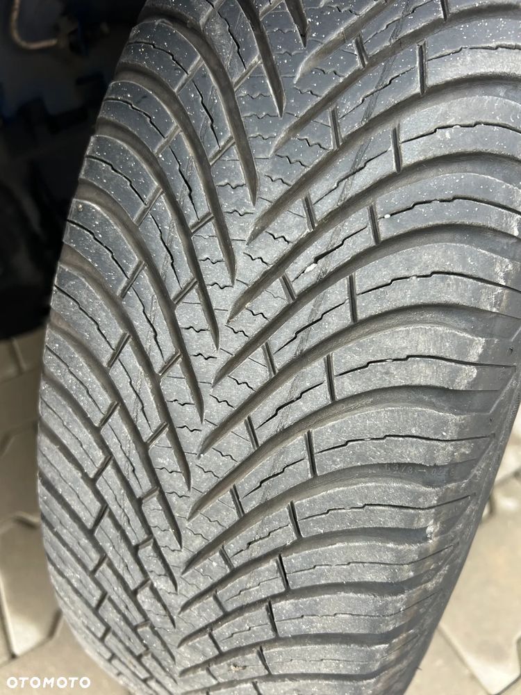 Dacia Sandero 1.2 16V 75 Laureate - 35