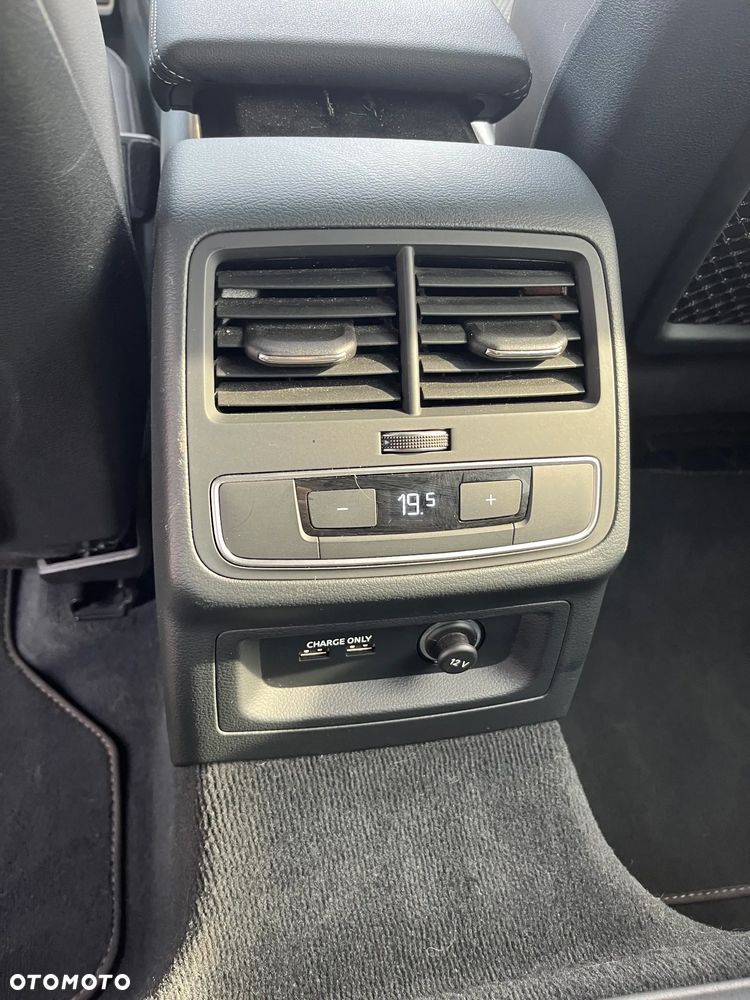 Audi A4 Avant 2.0 TFSI Quattro Sport S tronic - 32