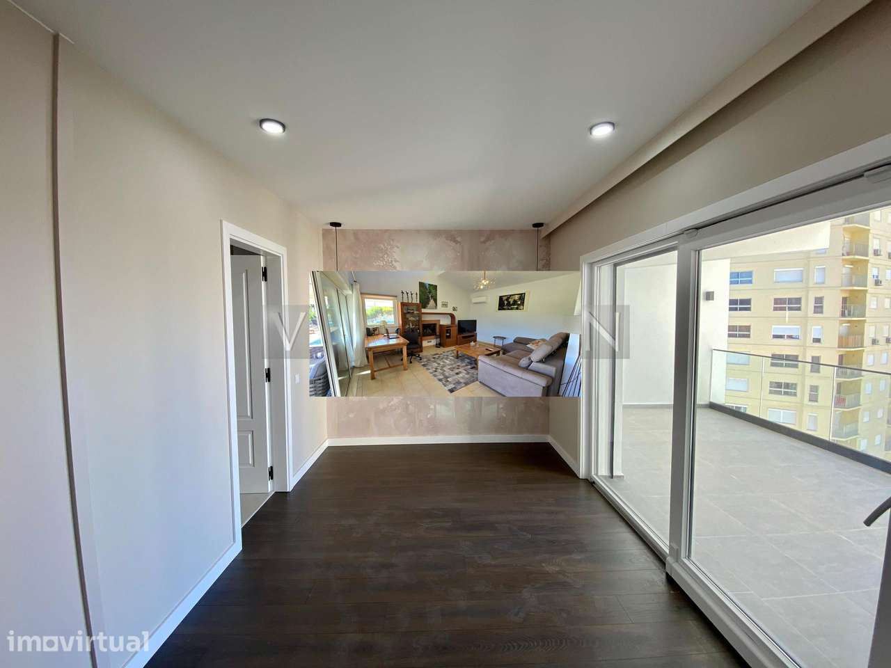 Exclusivo Apartamento T2+2 com Terraço Privado em Armação de Pêra - Grande imagem: 5/33