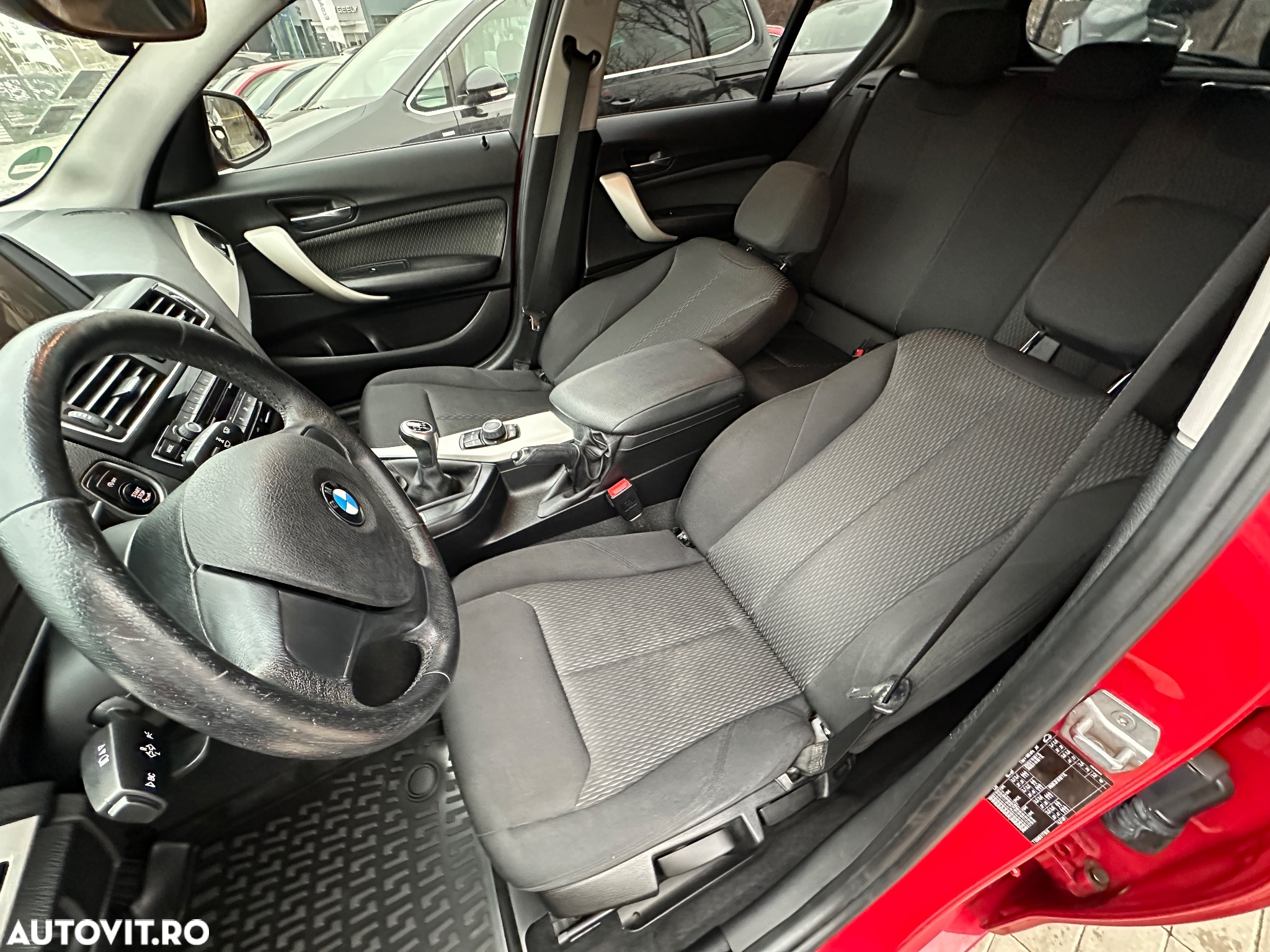 BMW Seria 1 116i Sport Line - 33