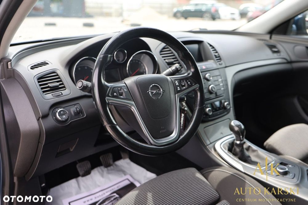 Opel Insignia - 19