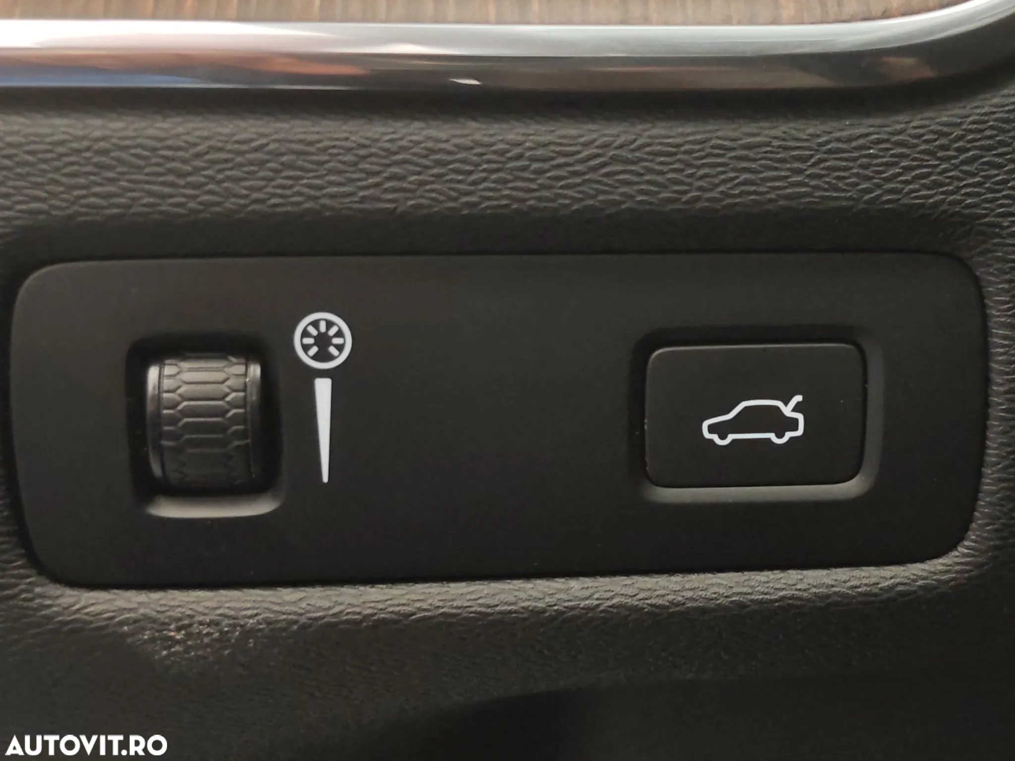 Volvo XC 60 D4 Geartronic Inscription - 34