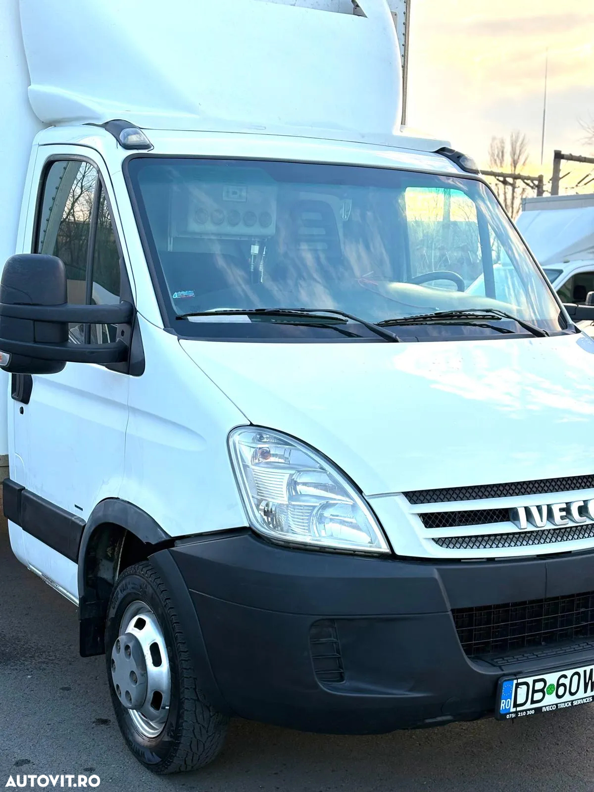 Iveco Daily 35C cu Lift - 2