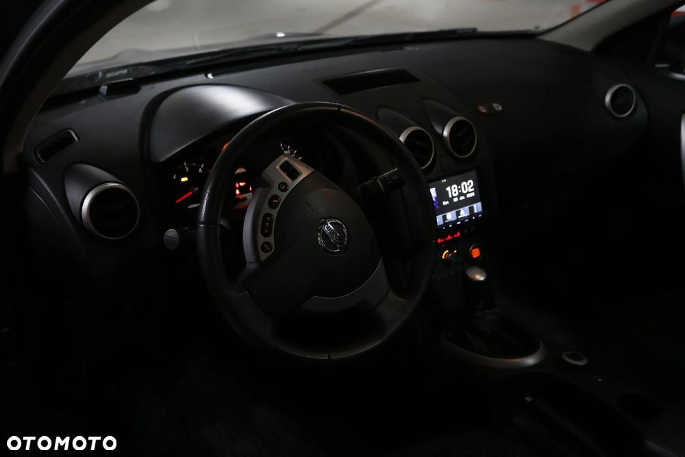 Nissan Qashqai 2.0 dCi 4x4 Tekna - 10