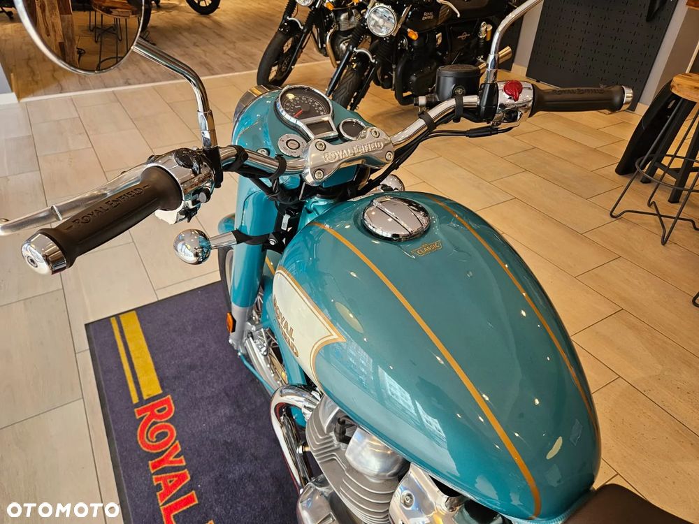 Royal Enfield Classic - 10