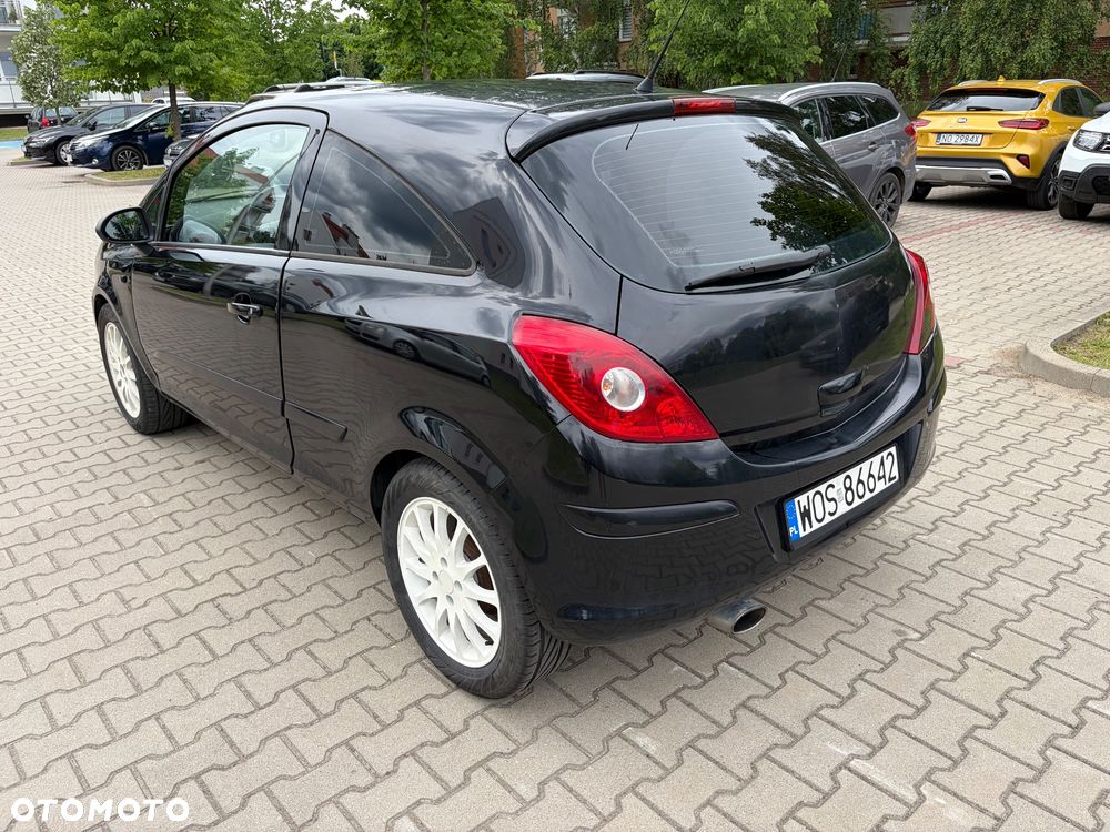 Opel Corsa 1.2 16V - 4