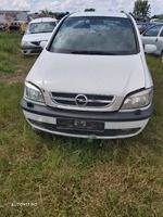 Dezmembrez Opel Zafira - 2