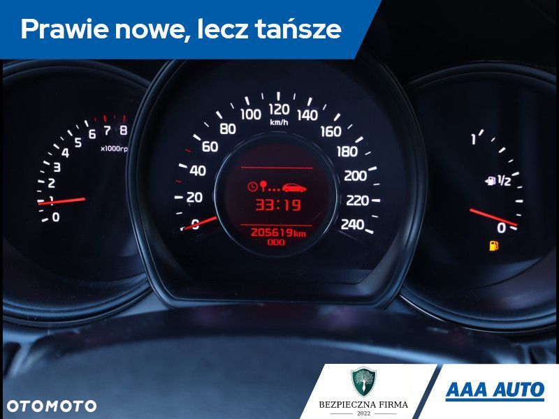 Kia Ceed - 12