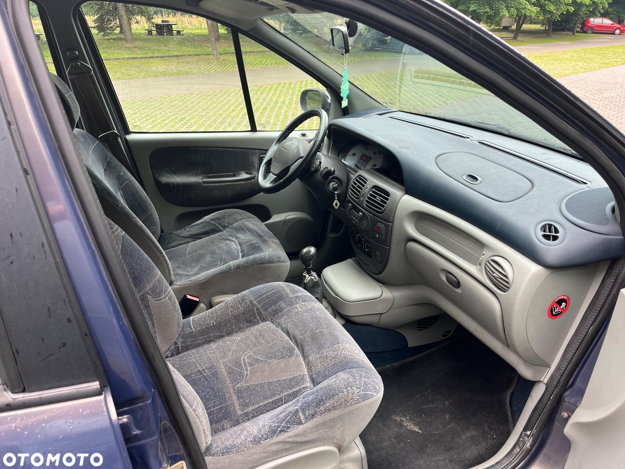 Renault Scenic 2.0 16V Alize - 13