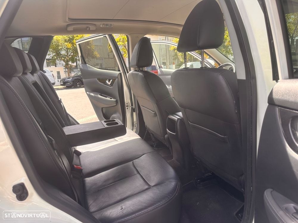 Nissan Qashqai 1.6 dCi Tekna Premium Pele Preta Xtronic - 15