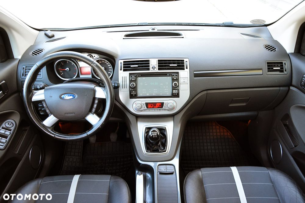 Ford Kuga 2.0 TDCi 2x4 Trend - 25