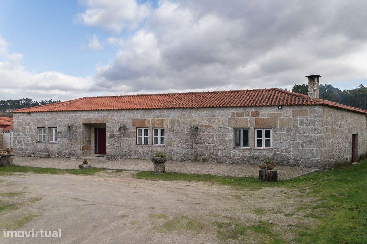 Propriedade com Licença de Empreendimento Turístico na Póvoa de Lanhos - Grande imagem: 3/33