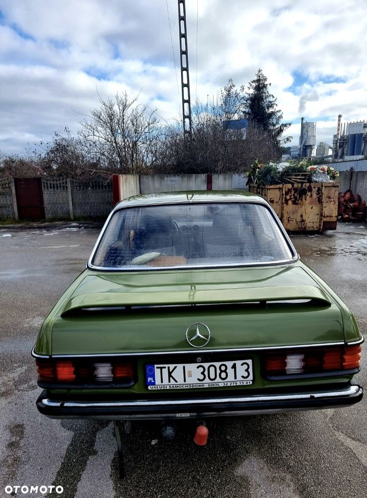 Mercedes-Benz W123