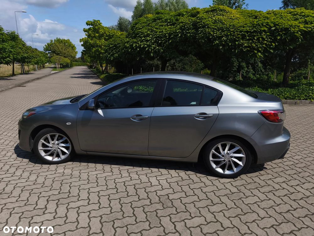 Mazda 3 2.0 Exclusive + - 3