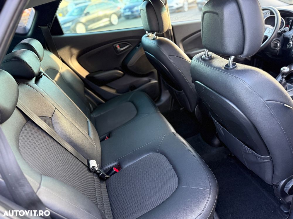 Hyundai ix35 blue 1.6 2WD Finale Gold - 7