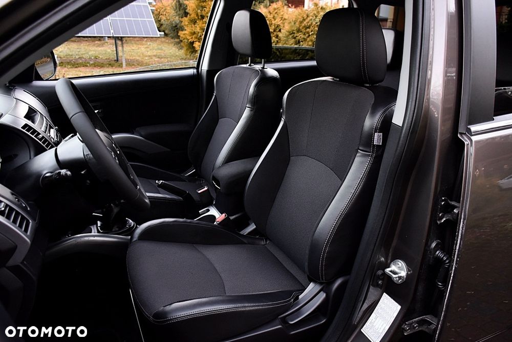 Mitsubishi Outlander 2.2 DI-D ClearTec 2WD Edition - 28