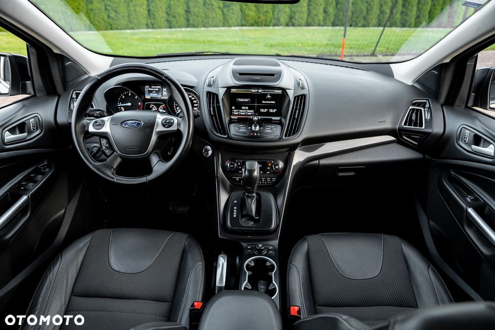 Ford Kuga 2.0 EcoBlue 4x4 TITANIUM - 28