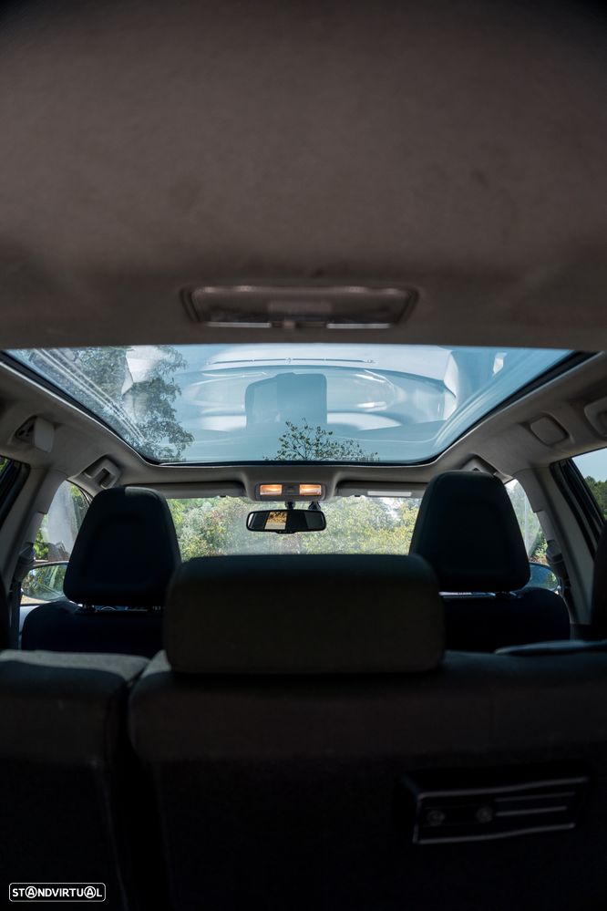 Toyota Auris 1.4 D-4D Design Edition - 24