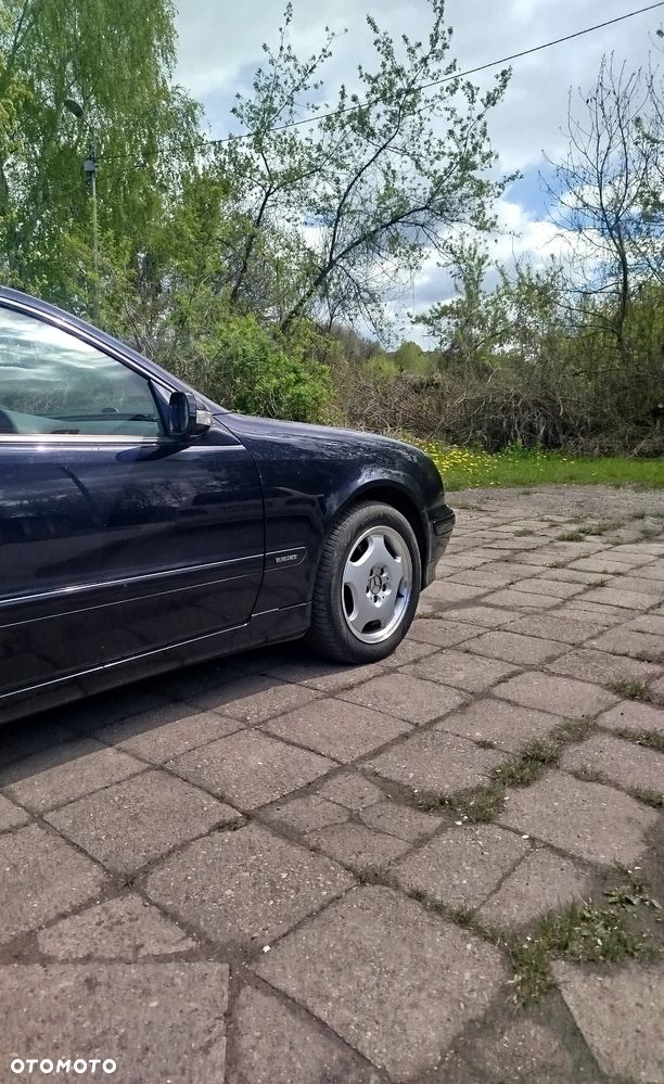 Mercedes-Benz CLK - 3